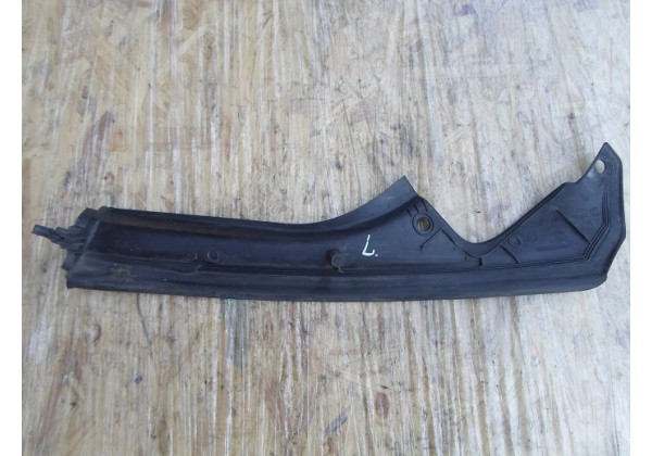 Накладка під фари, ласточка, ліва Renault Espace IV 2.2 dci, 8200102798